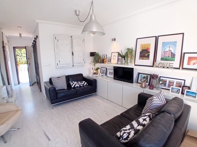 Casa de 2 habitaciones en Algorfa en venta con piscina garaje - 285.000 € (Ref: 9628166)