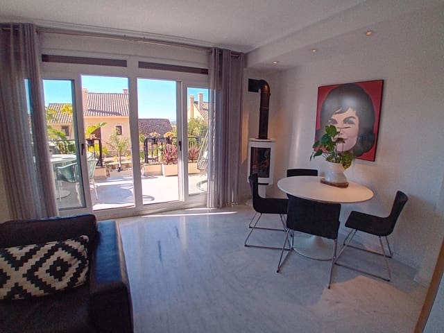 Casa de 2 habitaciones en Algorfa en venta con piscina garaje - 285.000 € (Ref: 9628166)