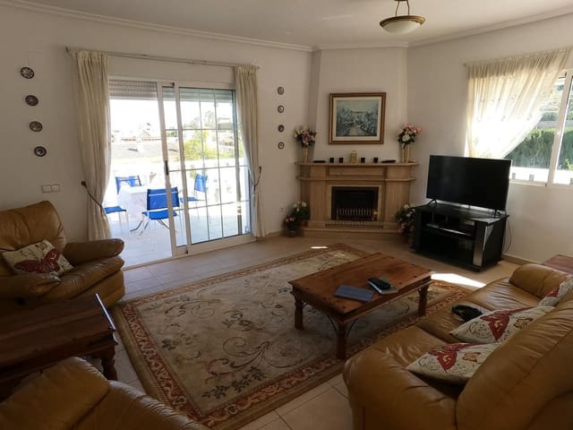 Chalet de 4 habitaciones en Algorfa en venta con piscina - 499.500 € (Ref: 9635101)