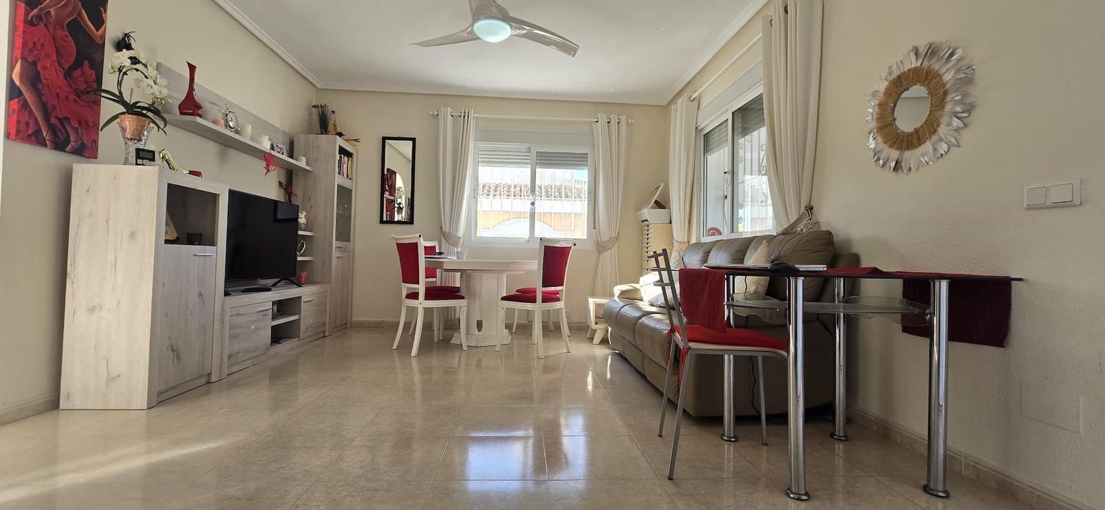 2 Zimmer Bungalow zu verkaufen in Ciudad Quesada mit Pool - 249.000 € (Ref: 9649847)