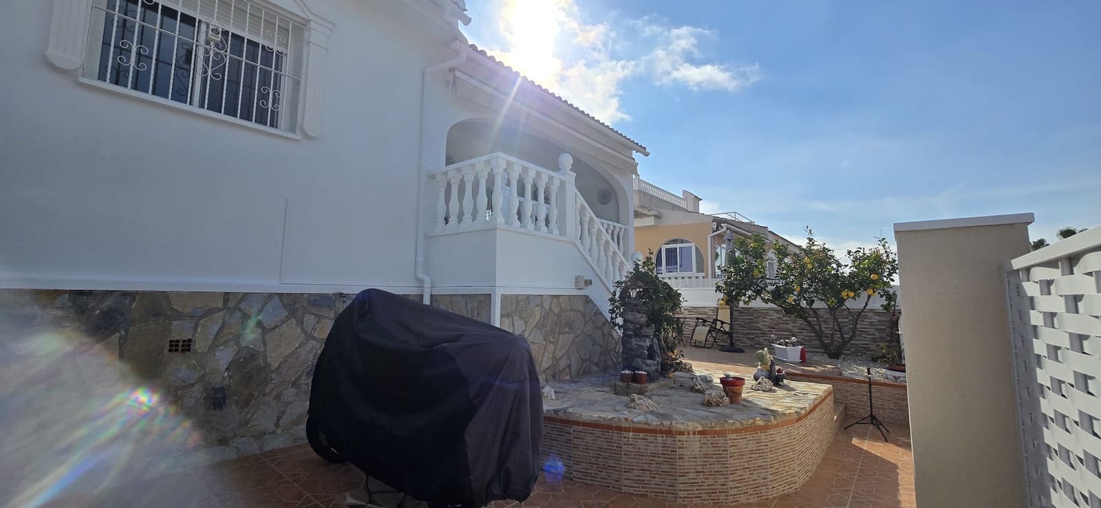 2 Zimmer Bungalow zu verkaufen in Ciudad Quesada mit Pool - 249.000 € (Ref: 9649847)