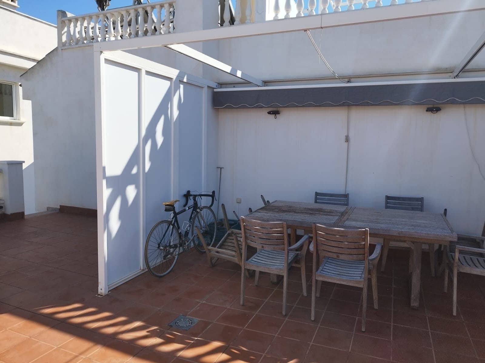 Bungalow de 2 habitaciones en Aguas Nuevas en venta con piscina - 199.500 € (Ref: 9691446)
