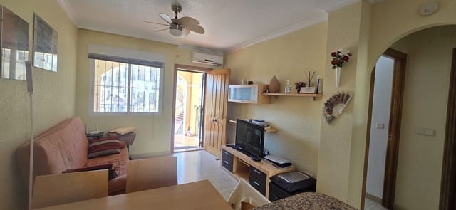 2 bedroom Bungalow for sale in Algorfa with pool - € 150,000 (Ref: 9715173)