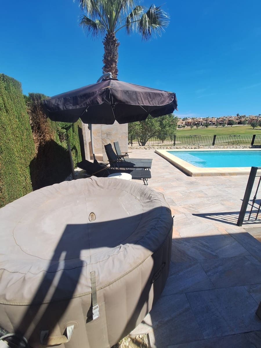 3 bedroom Villa for sale in Algorfa with pool garage - € 495,000 (Ref: 9733612)