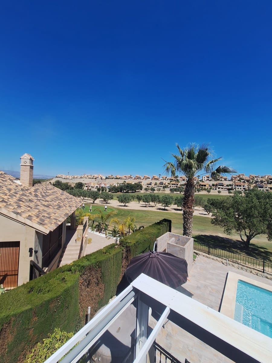 Chalet de 3 habitaciones en Algorfa en venta con piscina garaje - 479.000 € (Ref: 9733612)