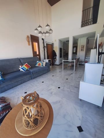 Chalet de 3 habitaciones en Algorfa en venta con piscina garaje - 479.000 € (Ref: 9733612)