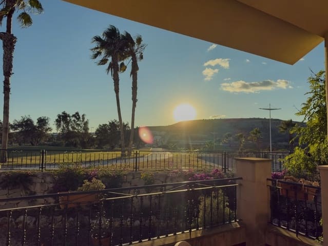 Chalet de 3 habitaciones en Algorfa en venta con garaje - 469.000 € (Ref: 9784463)
