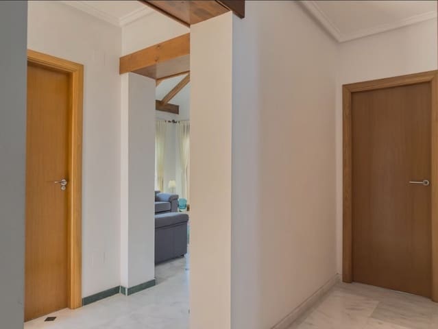 Chalet de 3 habitaciones en Algorfa en venta con garaje - 469.000 € (Ref: 9784463)