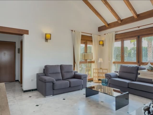 Chalet de 3 habitaciones en Algorfa en venta con garaje - 469.000 € (Ref: 9784463)