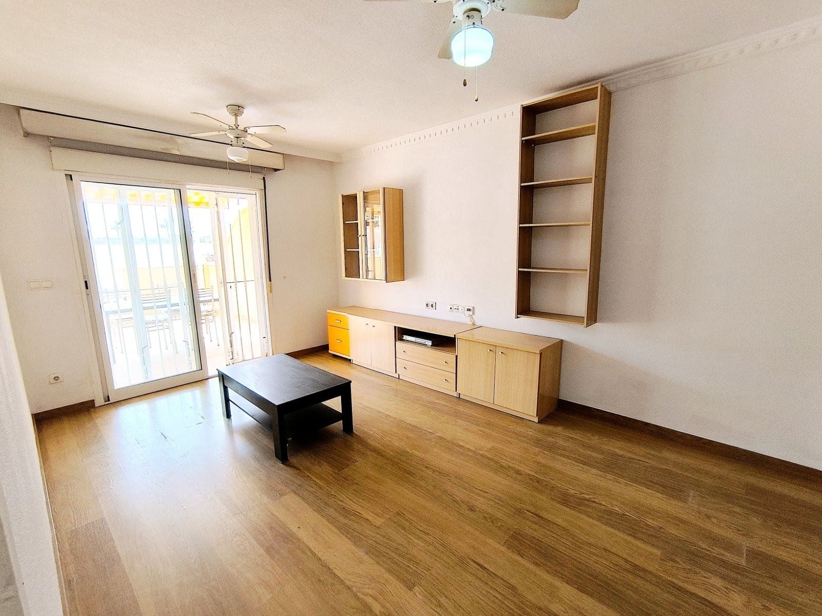 2 Zimmer Apartment zu verkaufen in Algorfa mit Pool Garage - 113.000 € (Ref: 9793858)