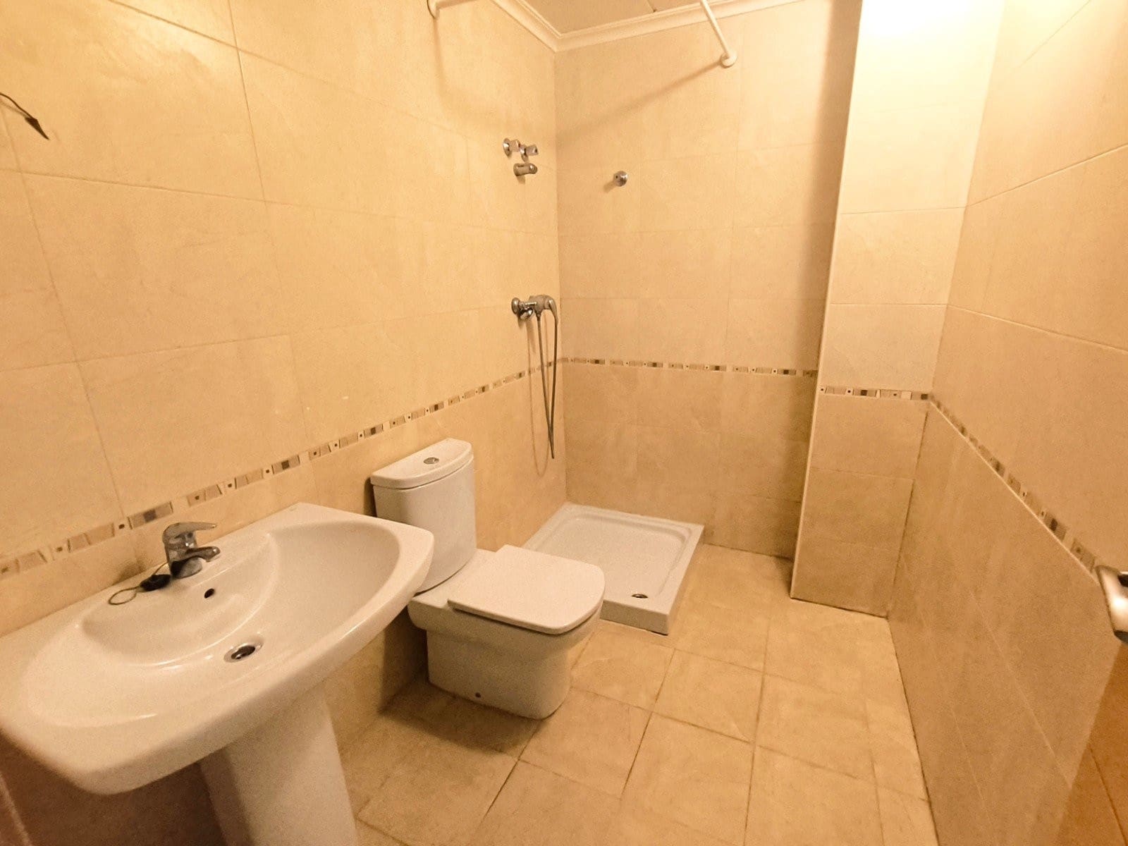 2 bedroom Semi-detached Villa for sale in Ciudad Quesada with pool garage - € 229,950 (Ref: 9795628)