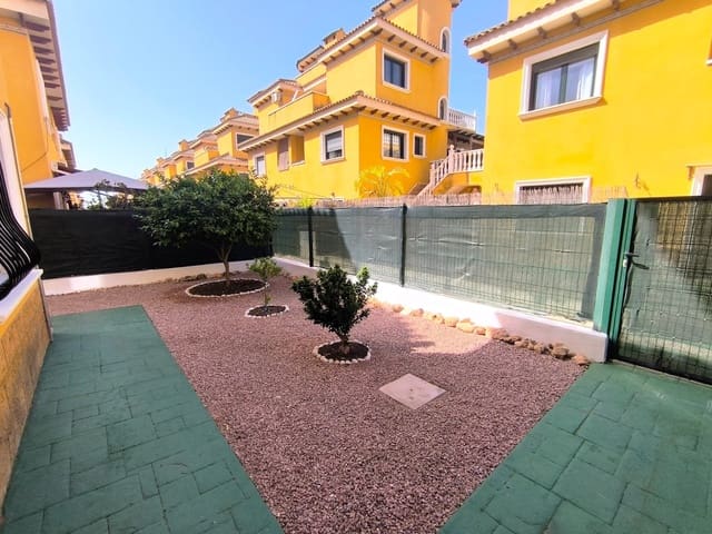 2 bedroom Semi-detached Villa for sale in Ciudad Quesada, Rojales with pool garage - € 229,950 (Ref: 9795628)