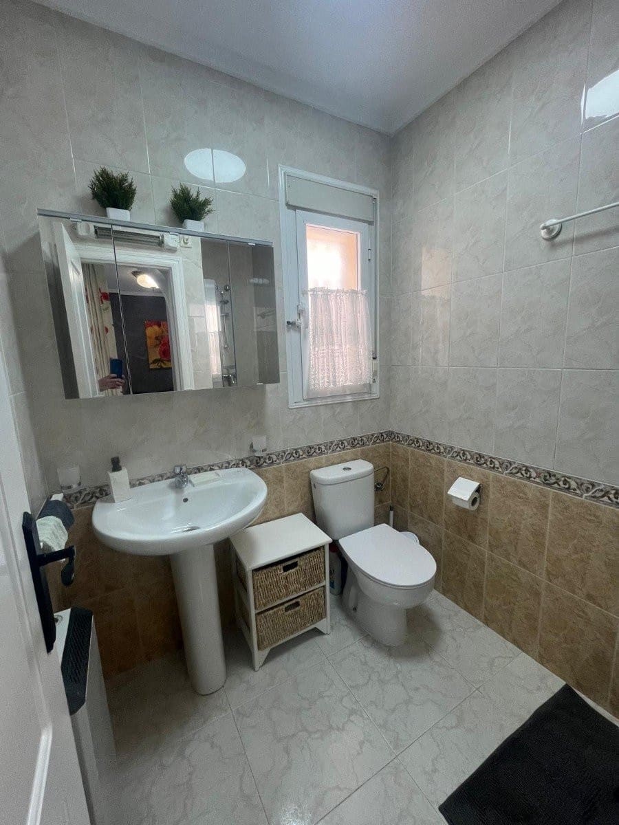 2 makuuhuone Omakotitalo myytävänä paikassa Ciudad Quesada mukana uima-altaan - 198 000 € (Ref: 9805576)