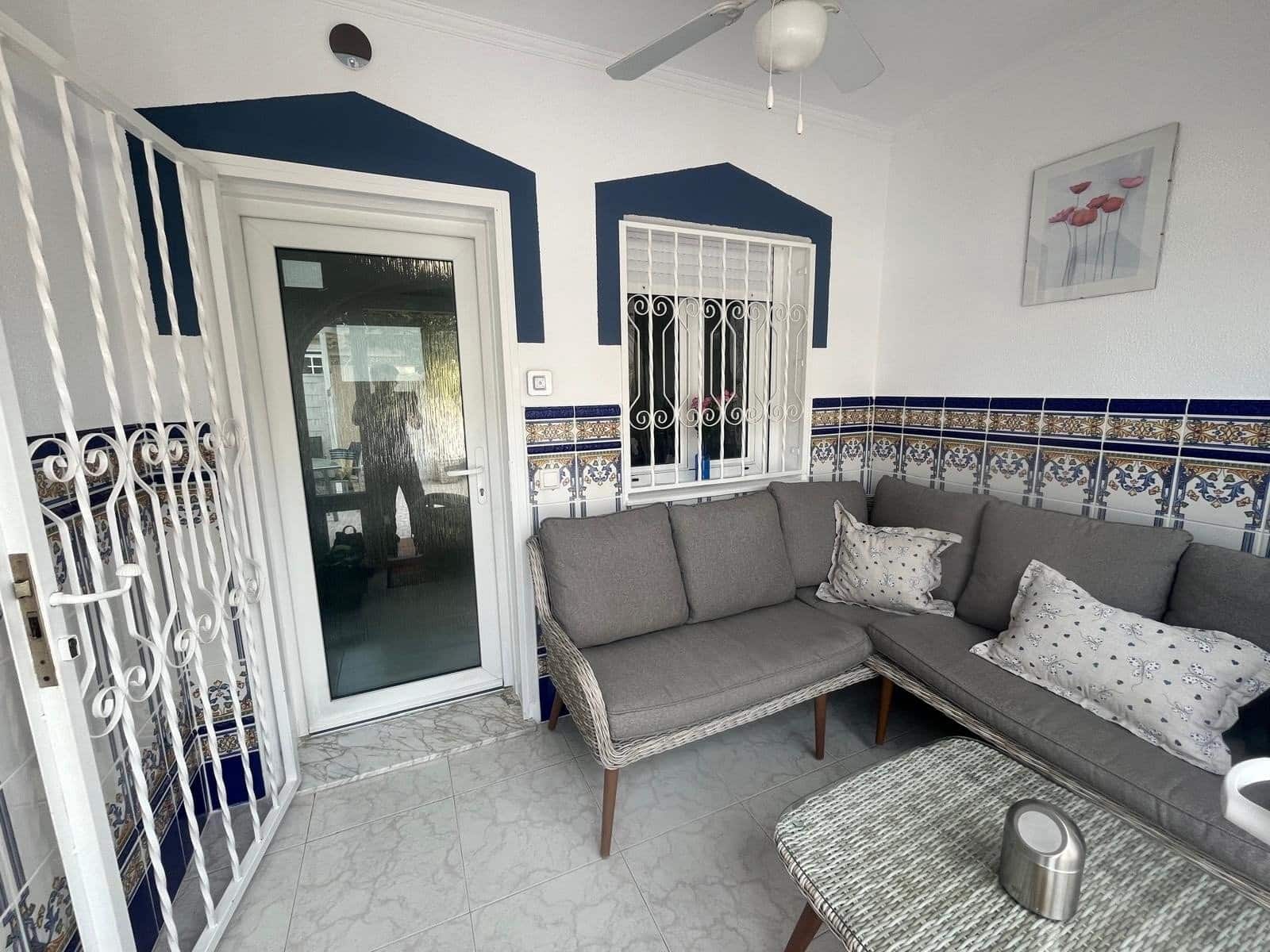 2 makuuhuone Omakotitalo myytävänä paikassa Ciudad Quesada mukana uima-altaan - 198 000 € (Ref: 9805576)