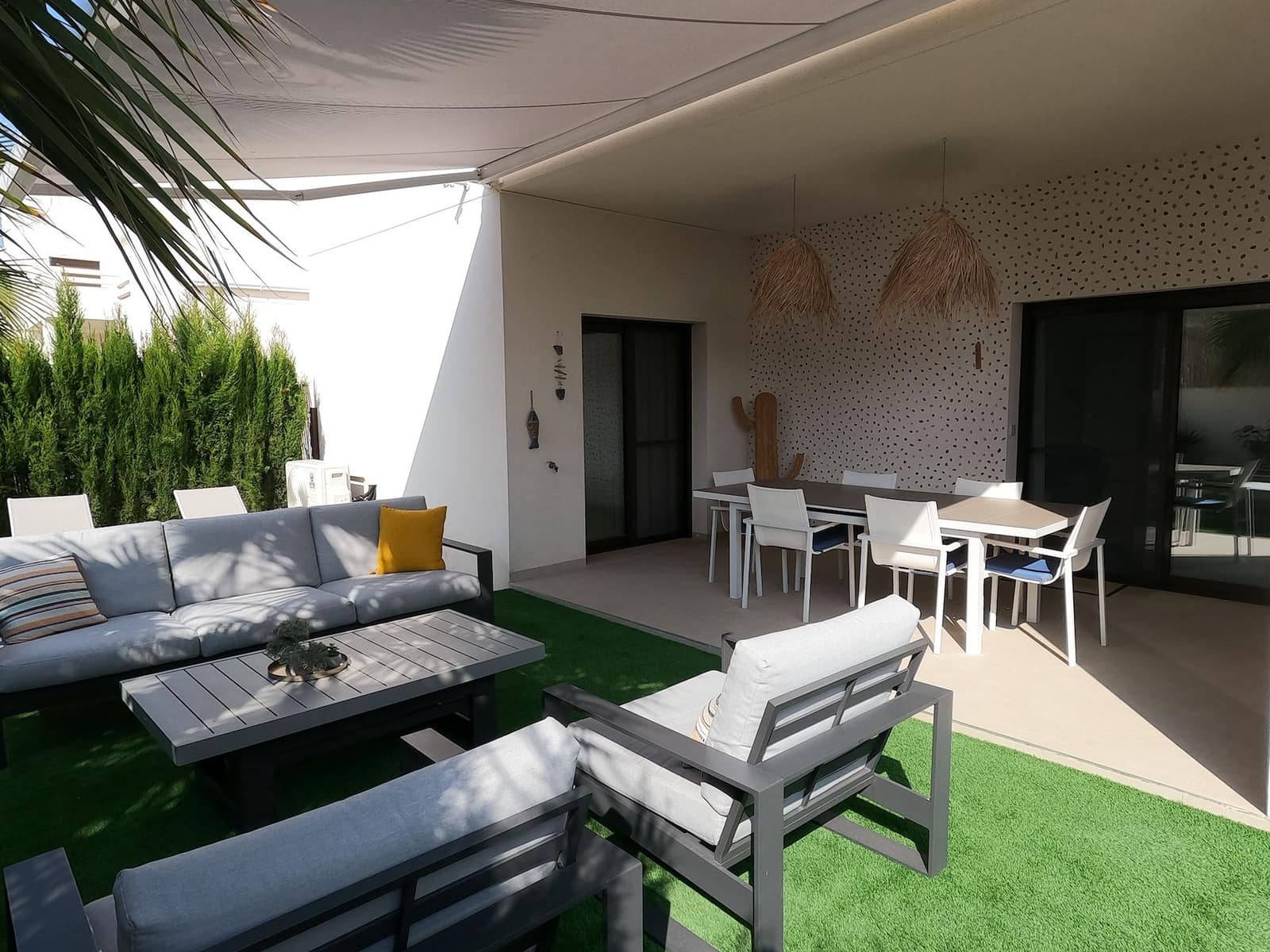 2 bedroom Apartment for sale in Algorfa with pool - € 267,500 (Ref: 9809403)