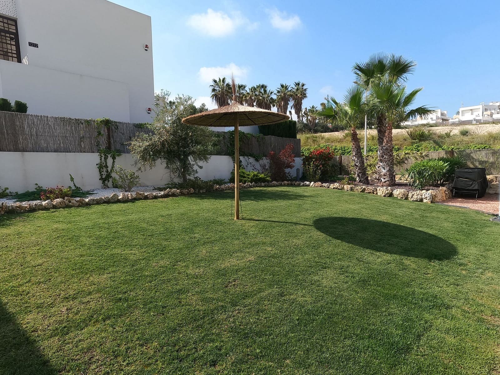2 bedroom Apartment for sale in Algorfa with pool - € 267,500 (Ref: 9809403)