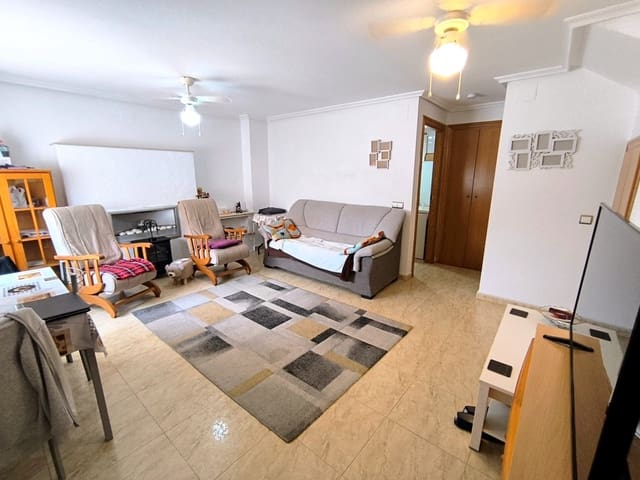 3 bedroom Townhouse for sale in Orihuela with pool - € 132,500 (Ref: 9818789)