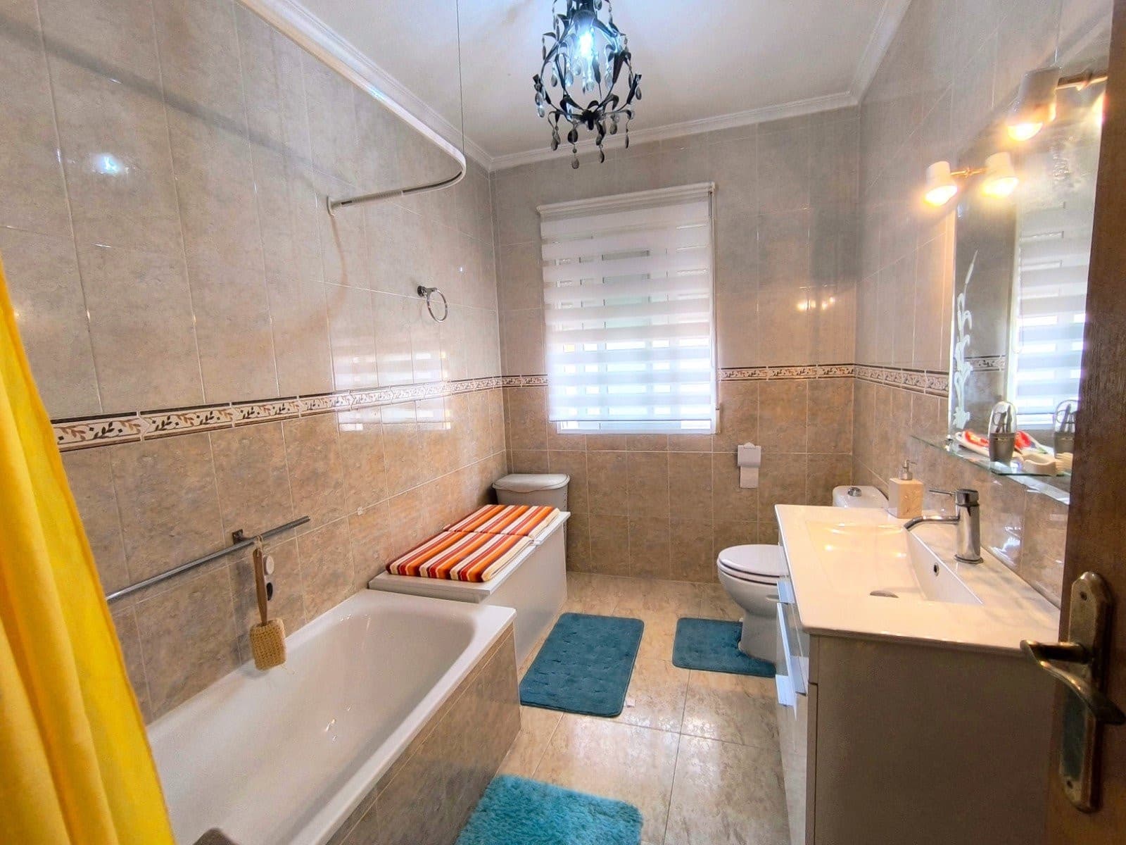 3 bedroom Townhouse for sale in Orihuela with pool - € 132,500 (Ref: 9818789)