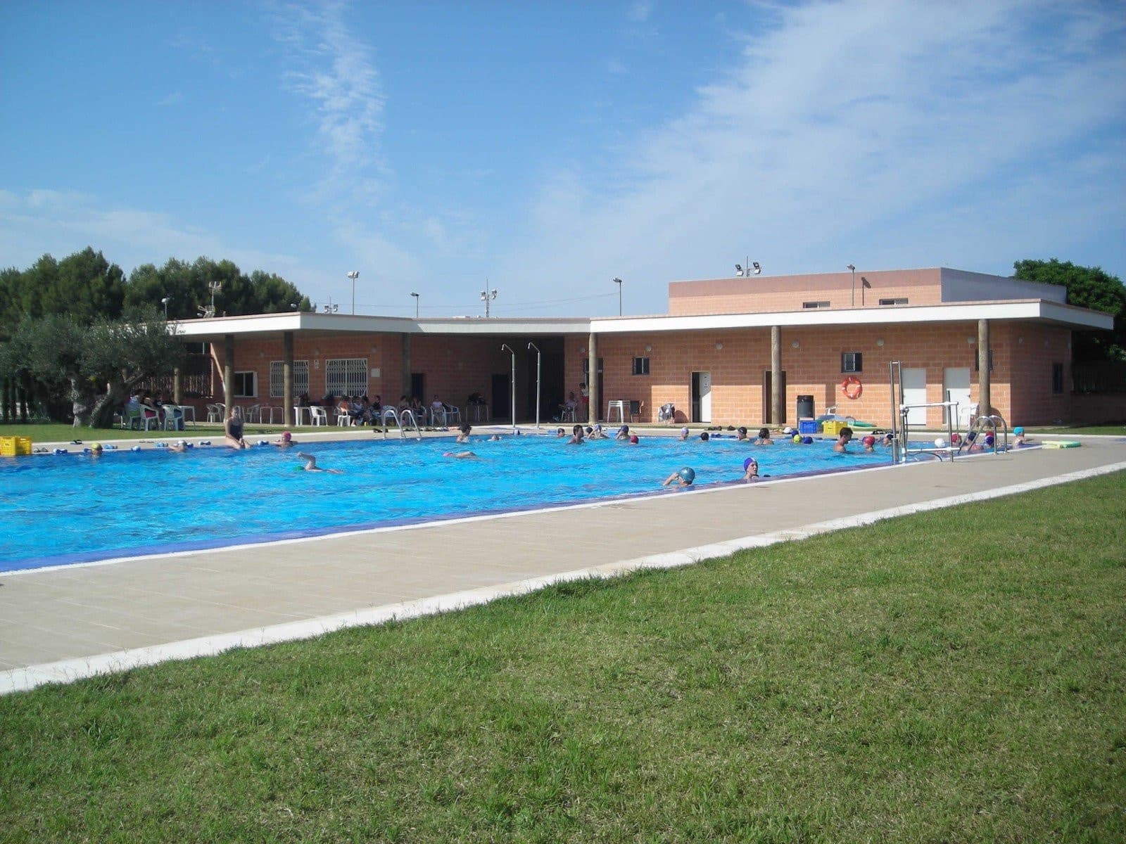3 bedroom Townhouse for sale in Orihuela with pool - € 132,500 (Ref: 9818789)