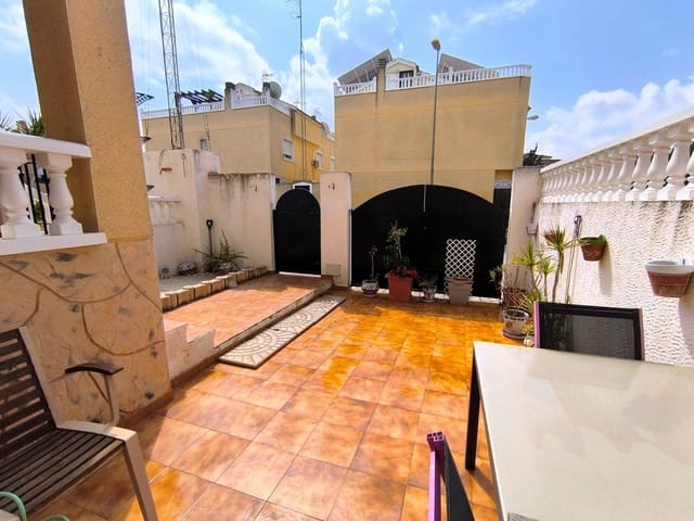 3 bedroom Townhouse for sale in Orihuela with pool - € 132,500 (Ref: 9818789)