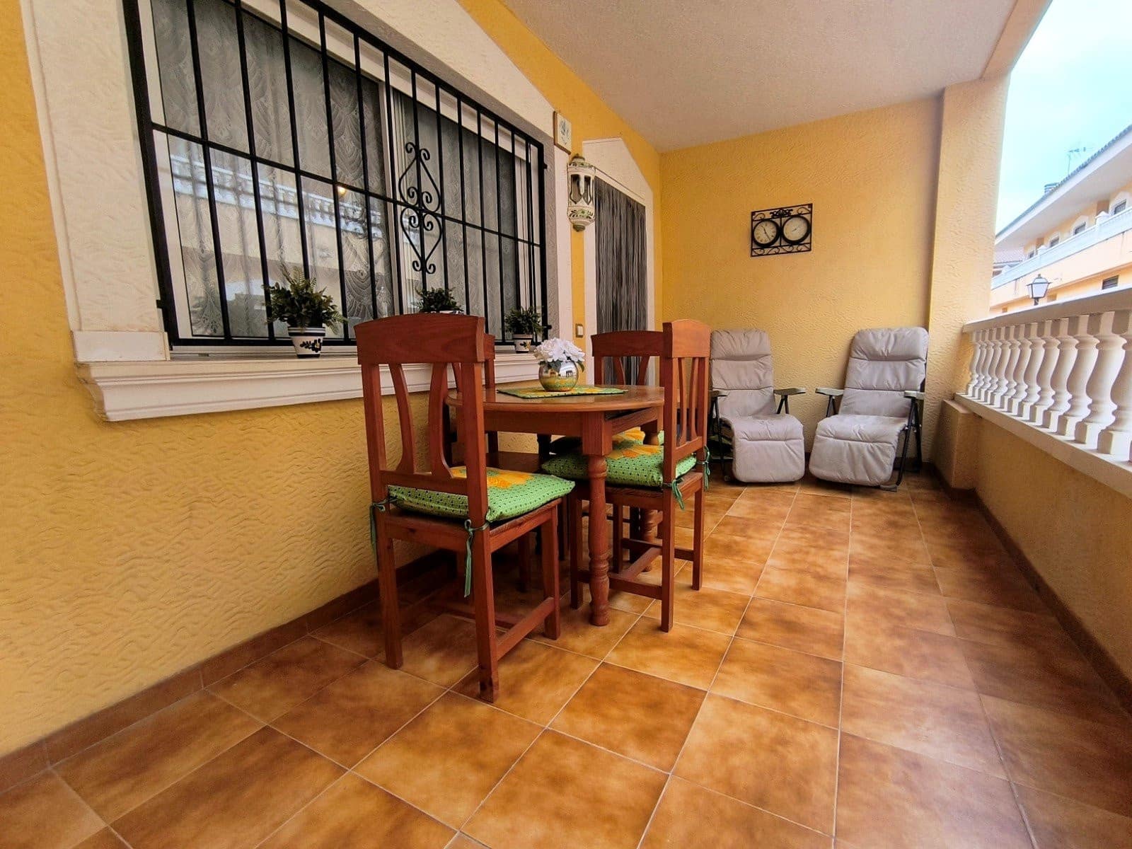 2 soverom Leilighet til salgs i Orihuela med svømmebasseng - € 85 000 (Ref: 9818791)
