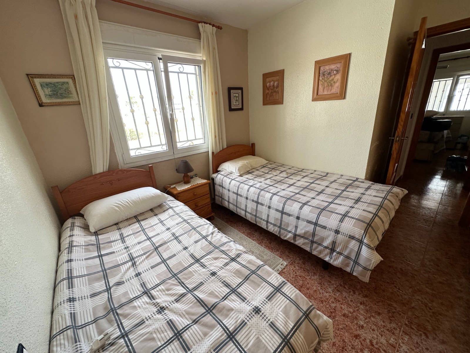 2 bedroom Apartment for sale in Orihuela with pool - € 140,000 (Ref: 9819762)