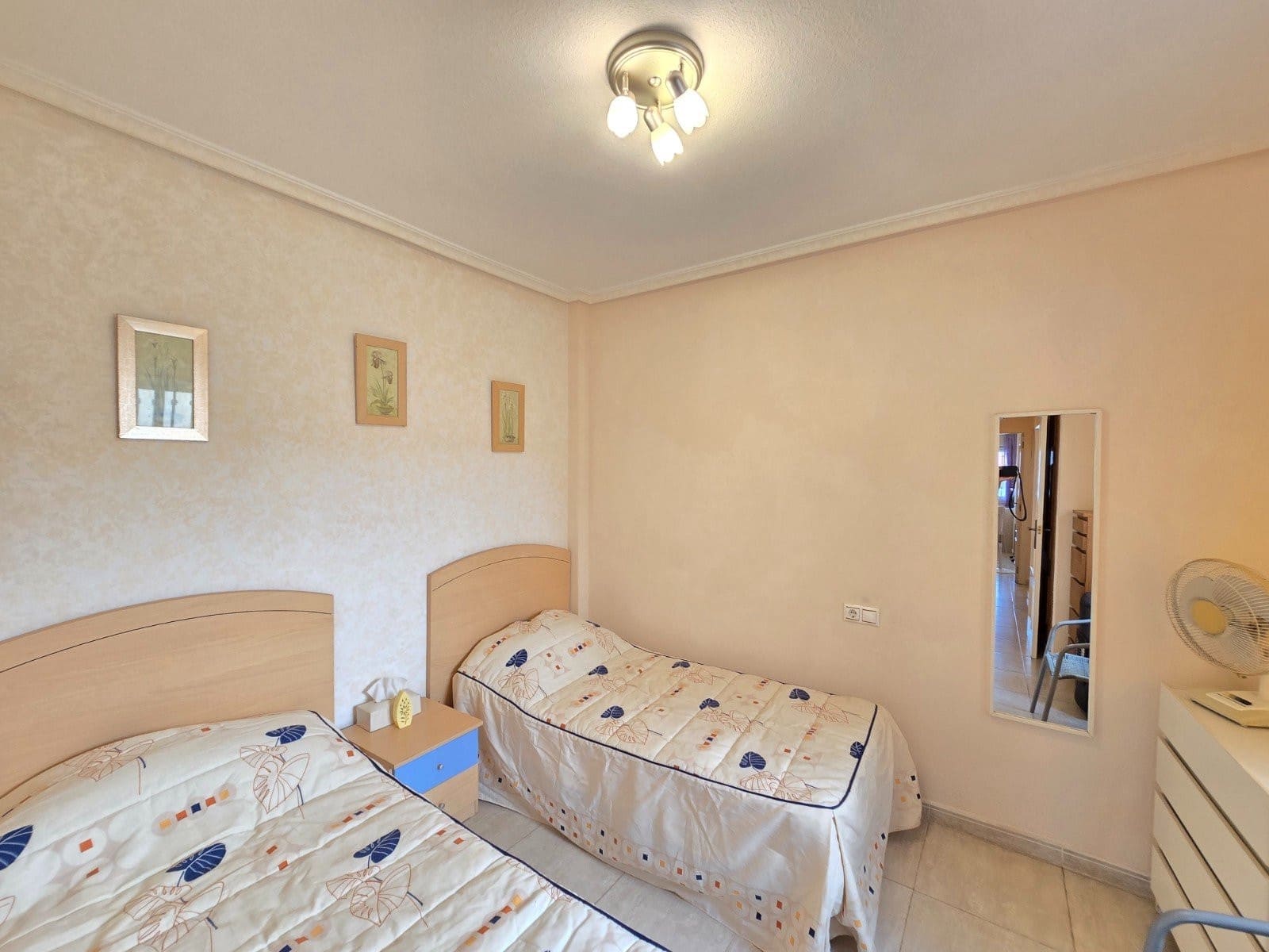 Apartamento de 2 habitaciones en Orihuela Costa en venta con piscina - 145.000 € (Ref: 9841420)