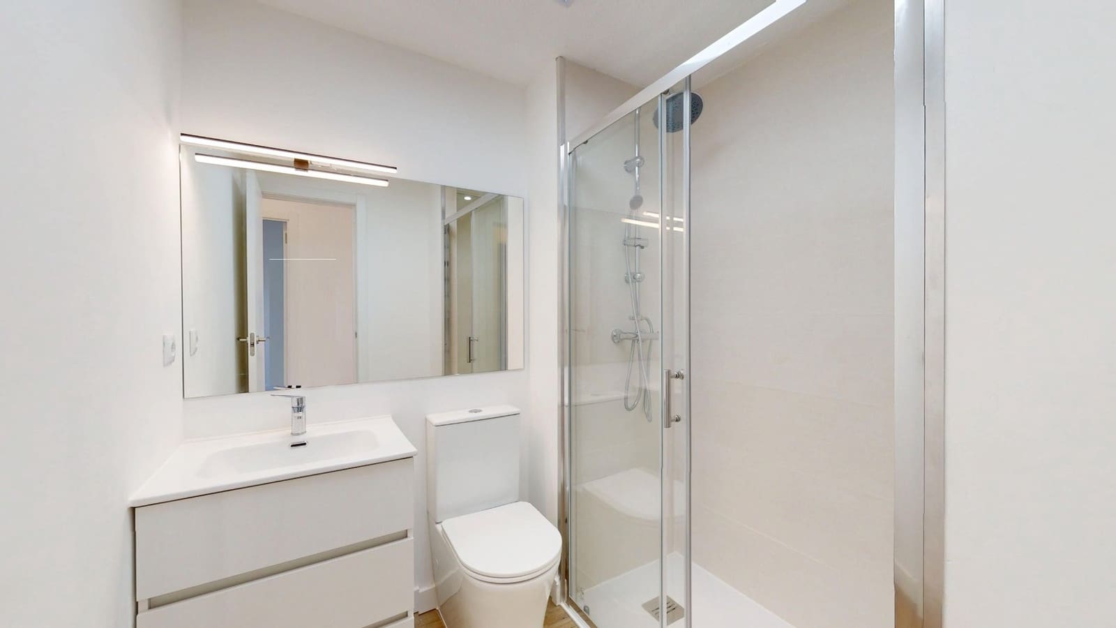 2 bedroom Apartment for sale in Villamartin with pool - € 225,000 (Ref: 9849894)