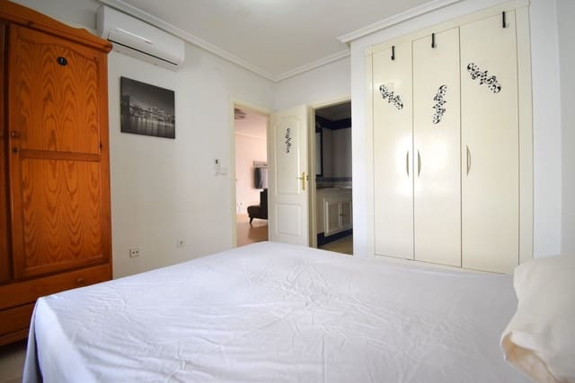 2 Zimmer Apartment zu verkaufen in Villamartin, Orihuela mit Pool - 179.000 € (Ref: 9849902)