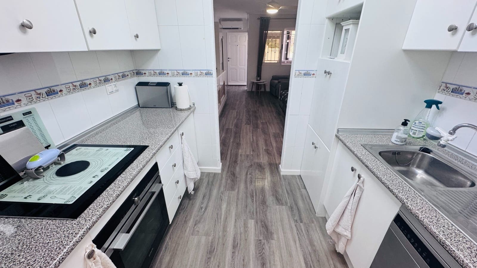 2 bedroom Apartment for sale in Orihuela with pool garage - € 135,000 (Ref: 9849903)