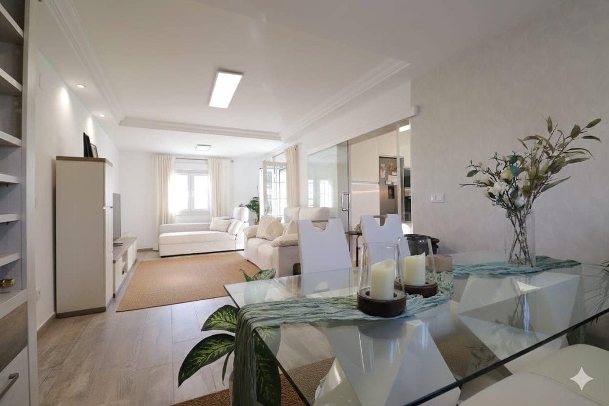 4 soveværelse Villa til salg i Filipinas med swimmingpool garage - € 414.950 (Ref: 9850117)