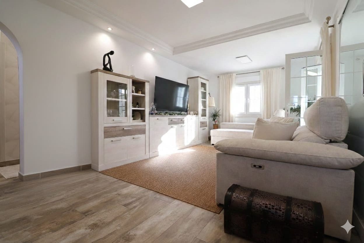 4 soveværelse Villa til salg i Filipinas med swimmingpool garage - € 414.950 (Ref: 9850117)