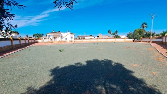 3 bedroom Villa for sale in Catral with garage - € 365,000 (Ref: 9850118)