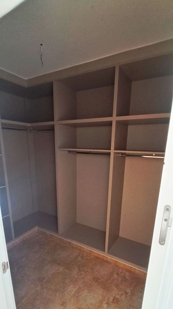 5 Zimmer Villa zu verkaufen in Catral mit Garage - 485.000 € (Ref: 9850119)