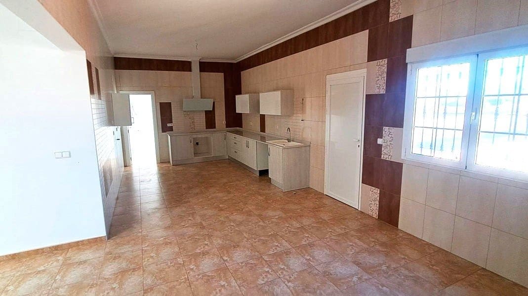 5 Zimmer Villa zu verkaufen in Catral mit Garage - 485.000 € (Ref: 9850119)
