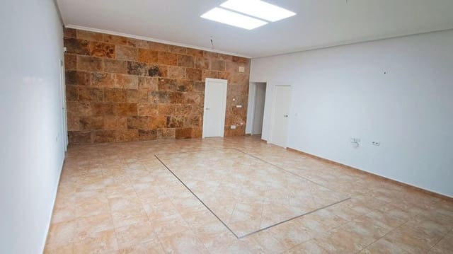 5 Zimmer Villa zu verkaufen in Catral mit Garage - 485.000 € (Ref: 9850119)