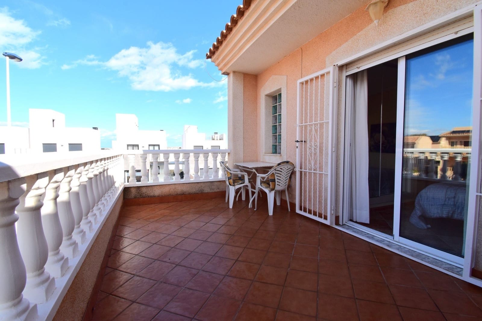 3 bedroom Townhouse for sale in Los Balcones with pool garage - € 249,900 (Ref: 9850121)