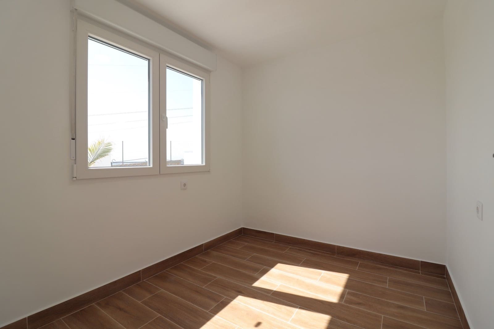3 sypialnia Bungalow na sprzedaż w Ciudad Quesada z basenem garażem - 249 000 € (Ref: 9850122)