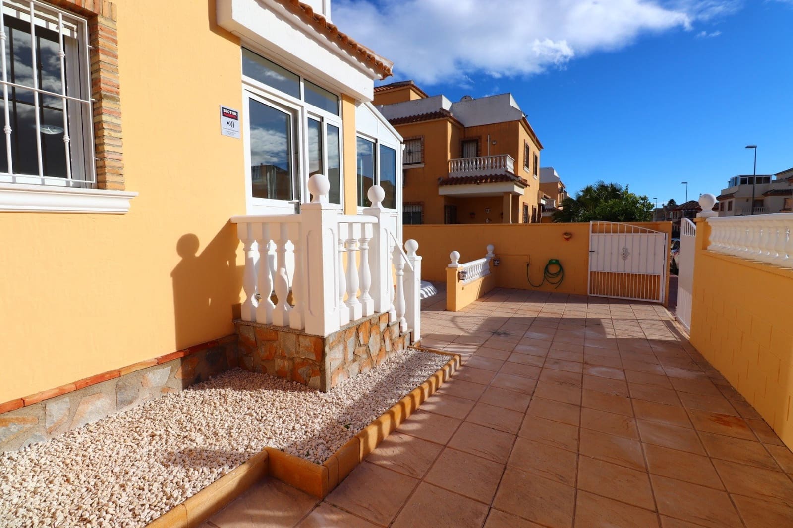 3 bedroom Apartment for sale in Ciudad Quesada with pool - € 275,000 (Ref: 9850123)