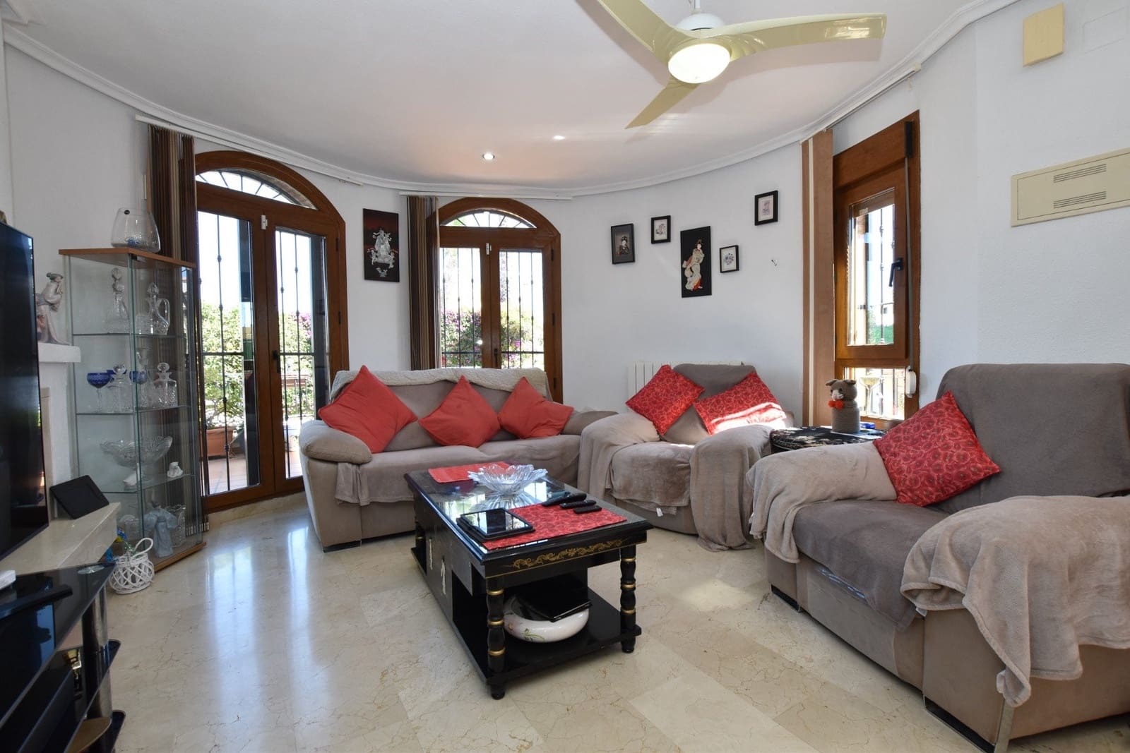3 chambre Villa/Maison à vendre à Algorfa avec piscine garage - 395 000 € (Ref: 9872700)