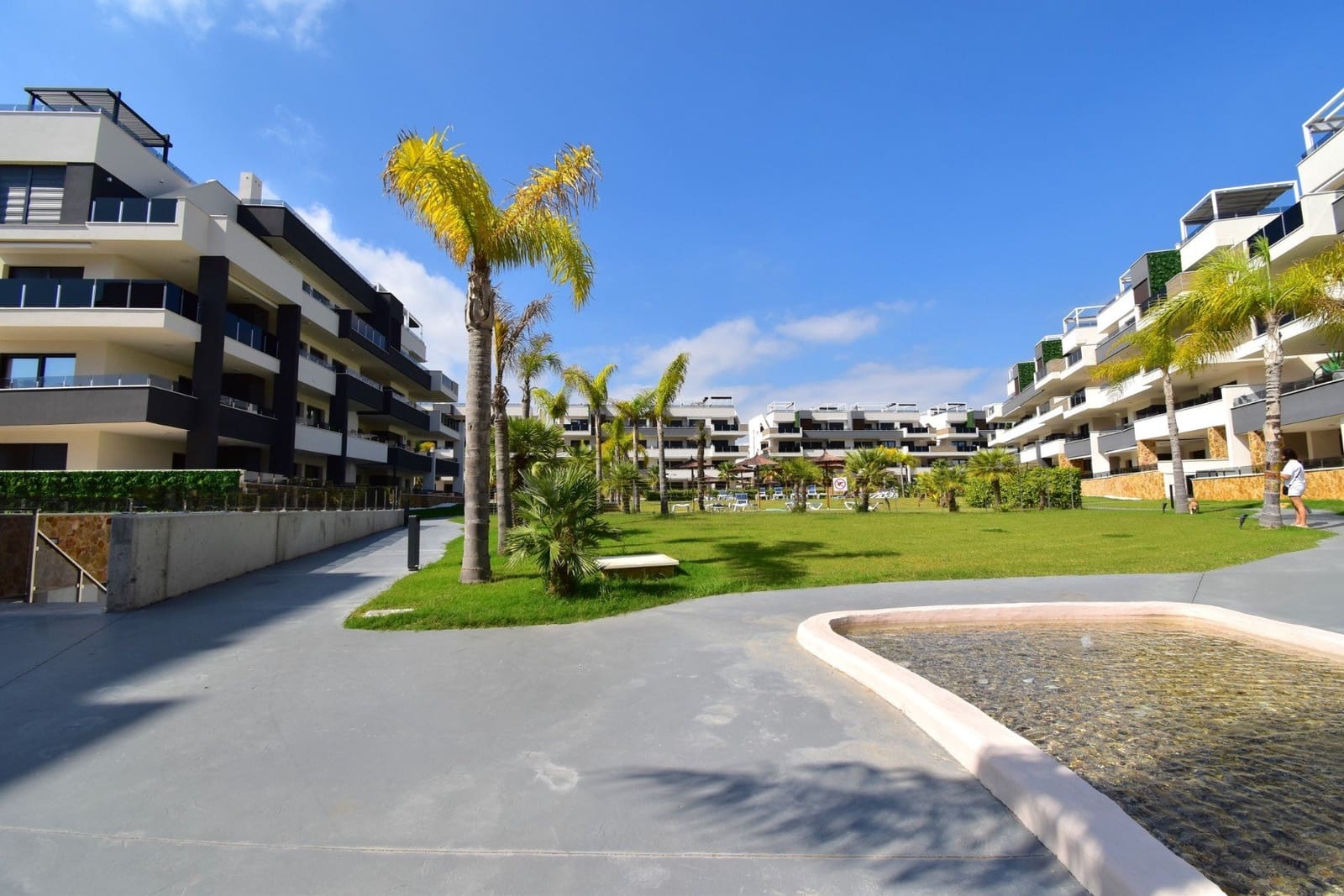 3 camera da letto Appartamento in vendita in Playa Flamenca con piscina - 475.000 € (Rif: 9876892)