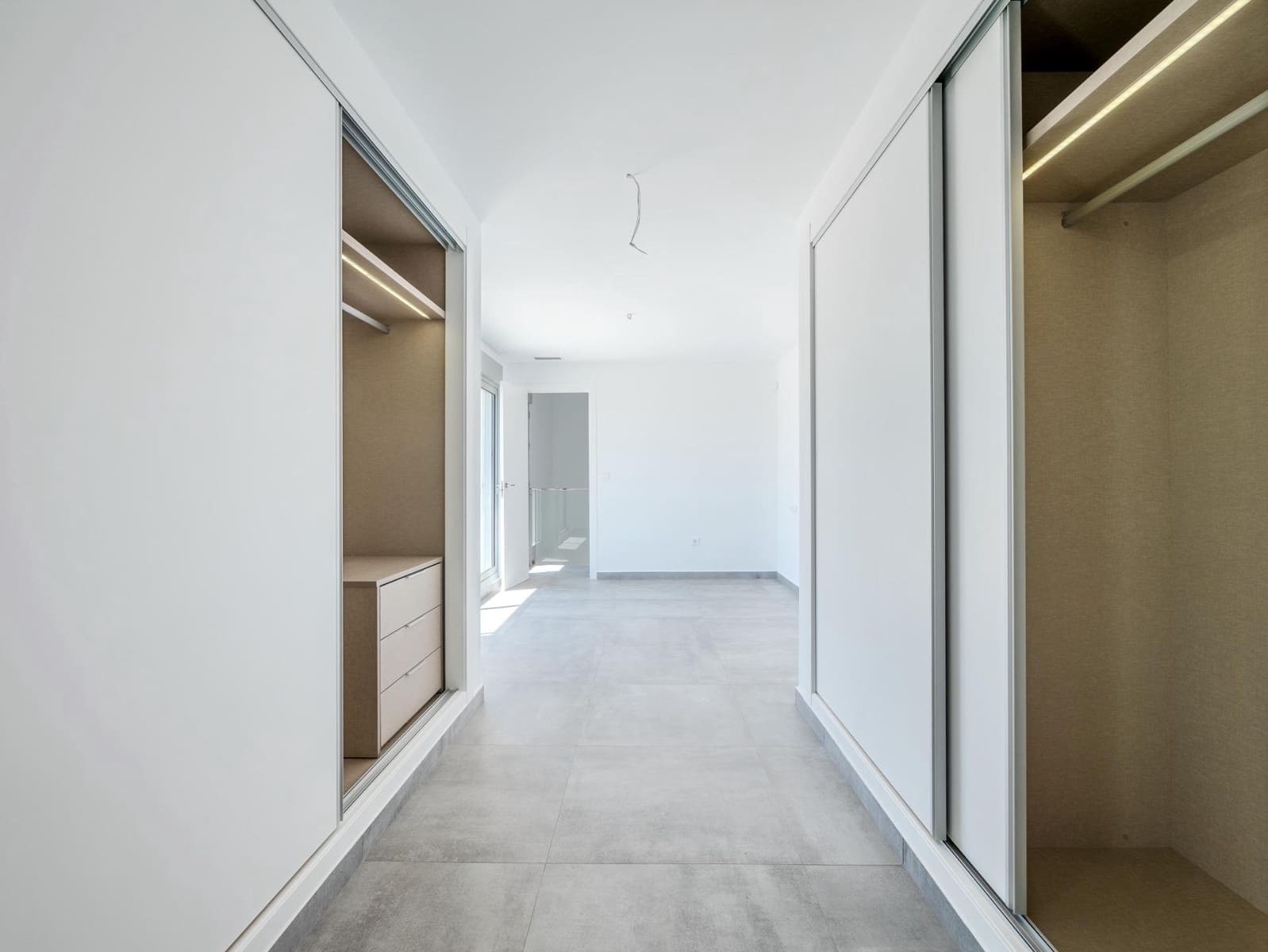 4 quarto Moradia para venda em Algorfa com piscina garagem - 669 000 € (Ref: 9876895)