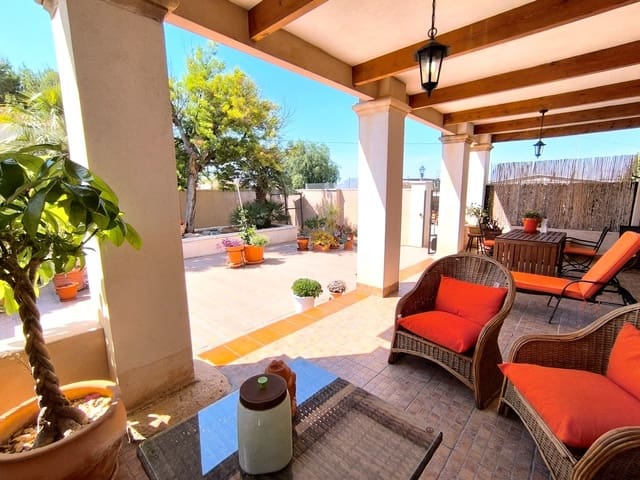 4 sovrum Villa till salu i Albatera - 345 000 € (Ref: 9882435)