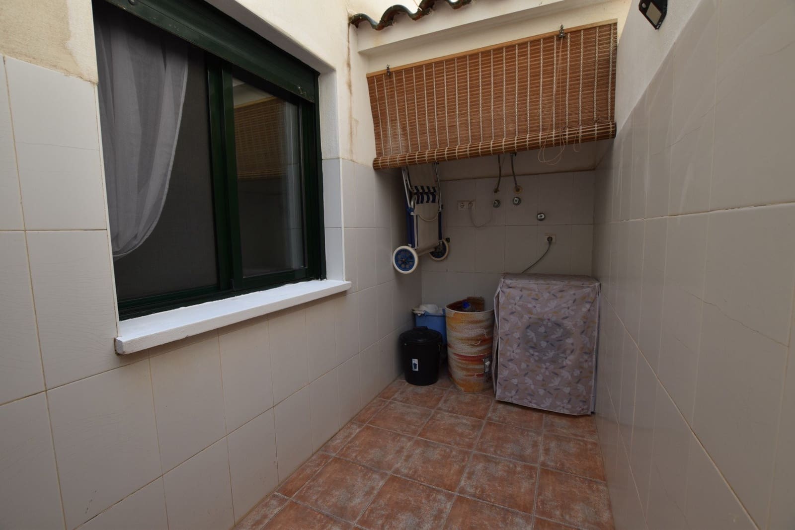 3 bedroom Apartment for sale in Daya Vieja - € 130,000 (Ref: 9889289)