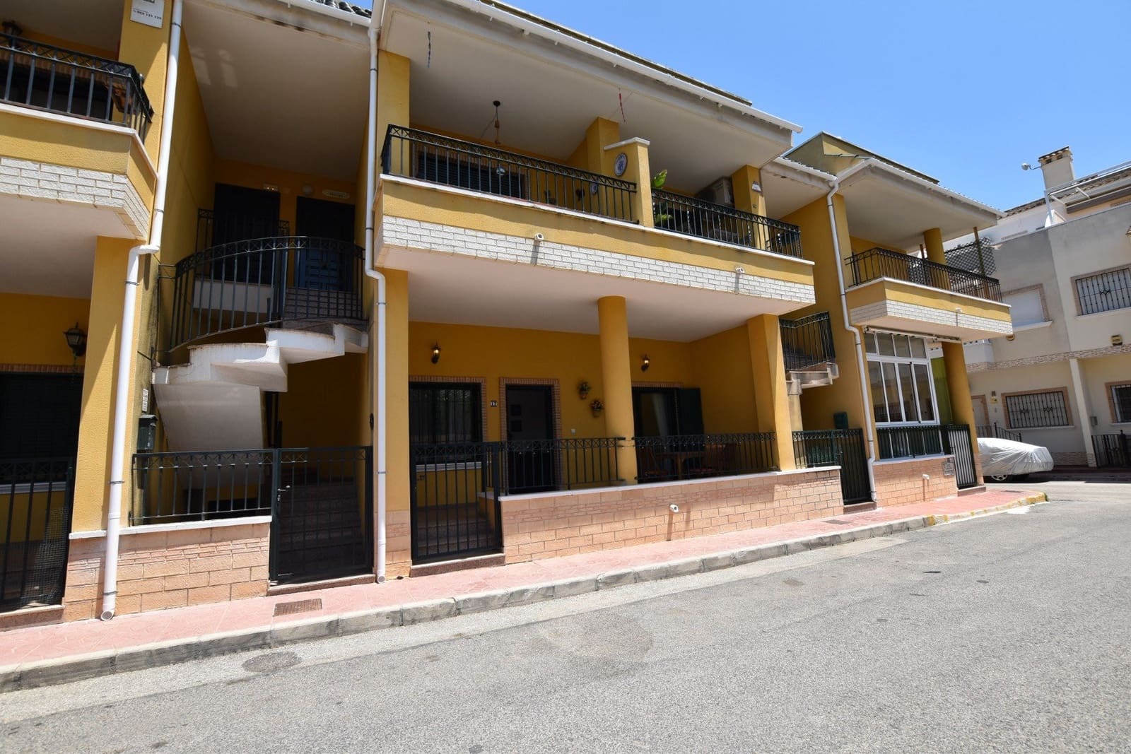3 bedroom Apartment for sale in Daya Vieja - € 130,000 (Ref: 9889289)