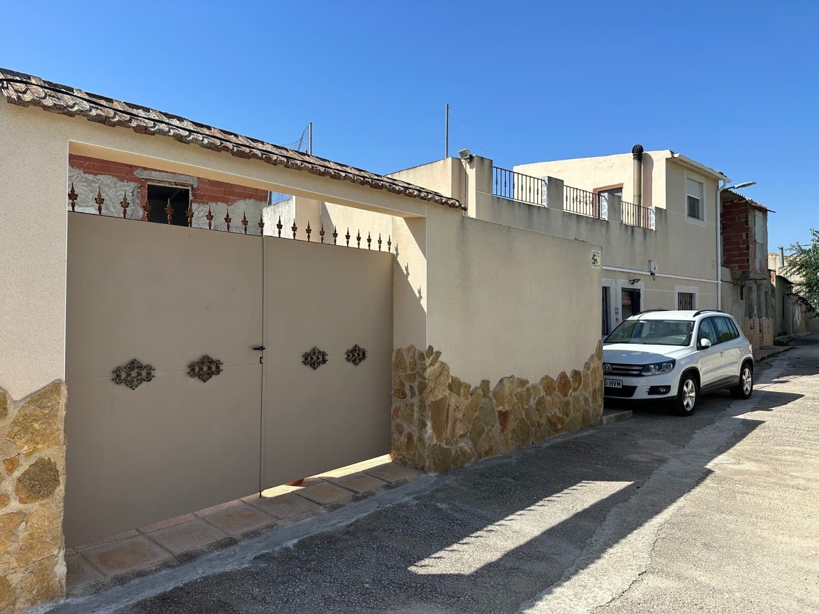 3 bedroom Townhouse for sale in Benejuzar - € 140,000 (Ref: 9934991)