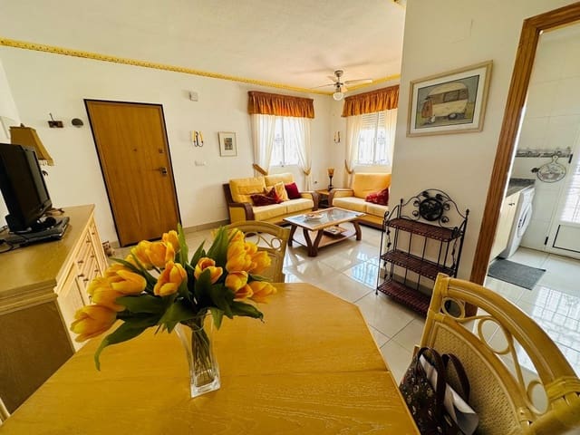 3 soveværelse Byhus til salg i Desamparados - Hurchillo - Torremendo, Orihuela med swimmingpool - € 179.000 (Ref: 9937216)