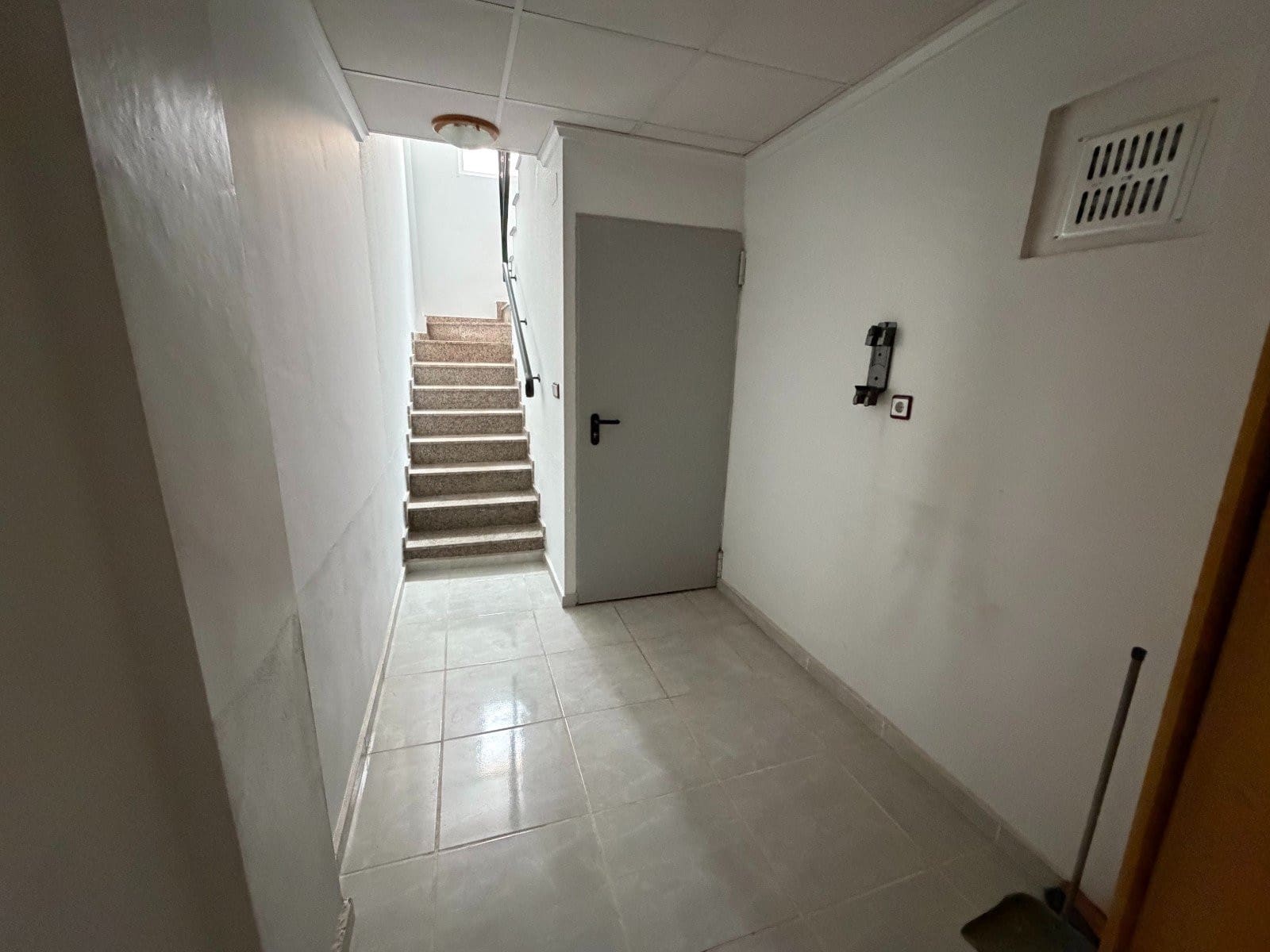2 soveværelse Byhus til salg i Torremendo med swimmingpool - € 120.000 (Ref: 9937217)