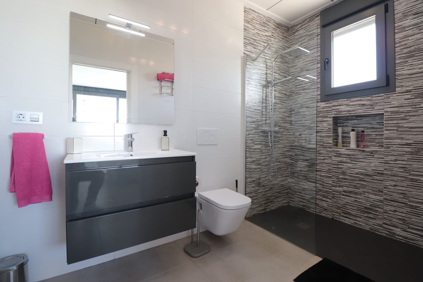 3 slaapkamer Villa te koop in Benijofar met zwembad garage - € 695.000 (Ref: 9937219)