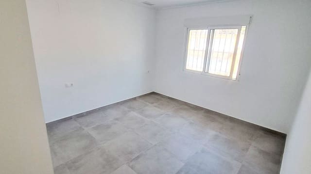 3 soverom Villa til salgs i Catral med garasje - € 410 000 (Ref: 9944446)